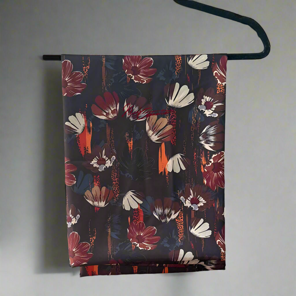 Black Creeper Flower Jaiñsem