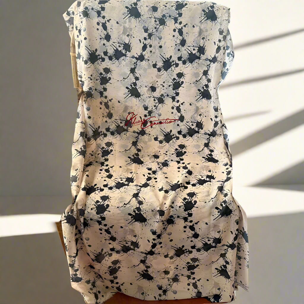 Cream With Black Splash Jaiñsem