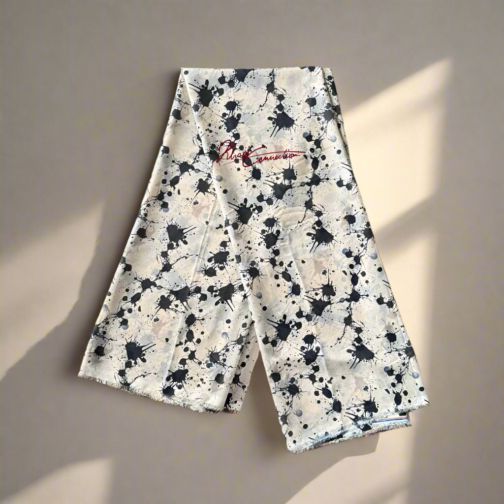 Cream With Black Splash Jaiñsem