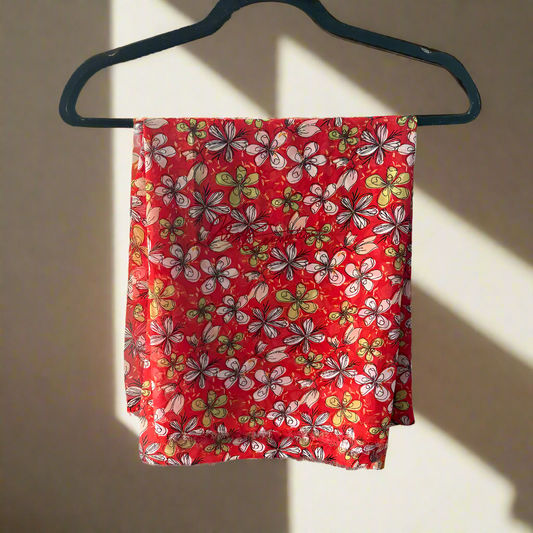 Crimson Green Flowers Jaiñsem