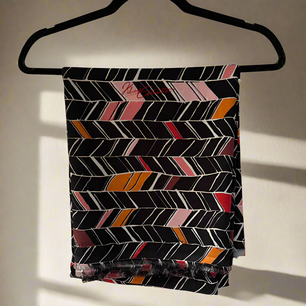 Black Chevron Jaiñsem