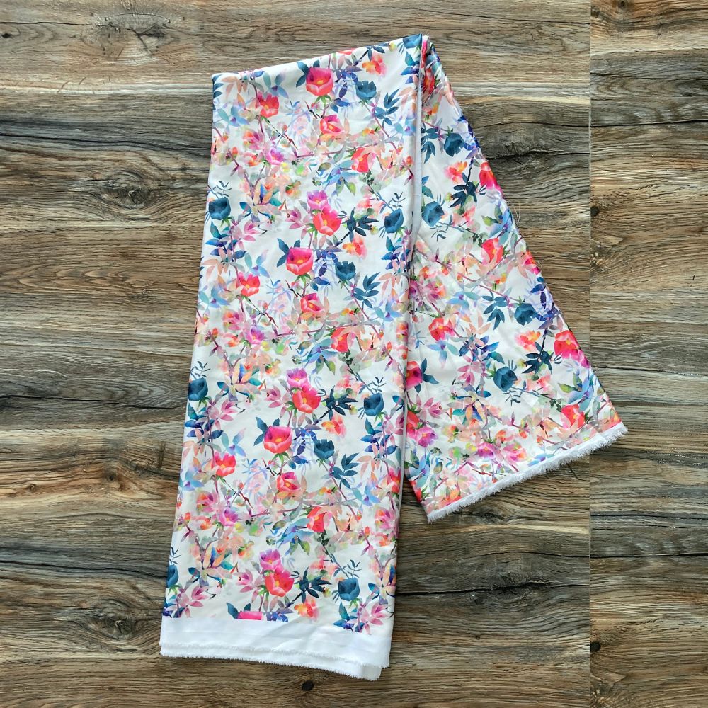 Jasmine White Floral Jaiñsem