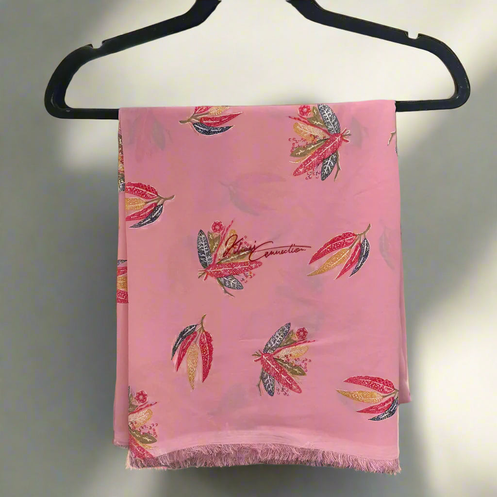 Pink Feathers With Leaves Jaiñsem