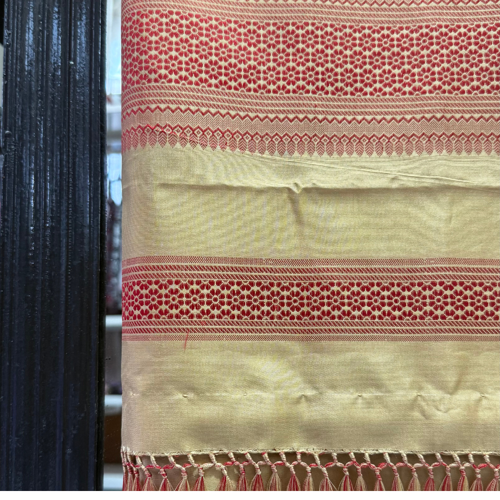 Yellow-Red Khor Dhara